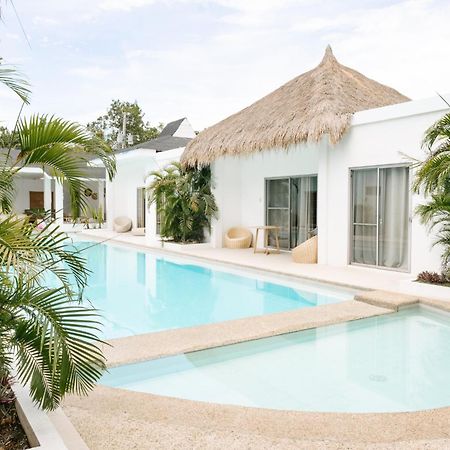 Hotel Seapearl Of Alona Panglao Exterior foto