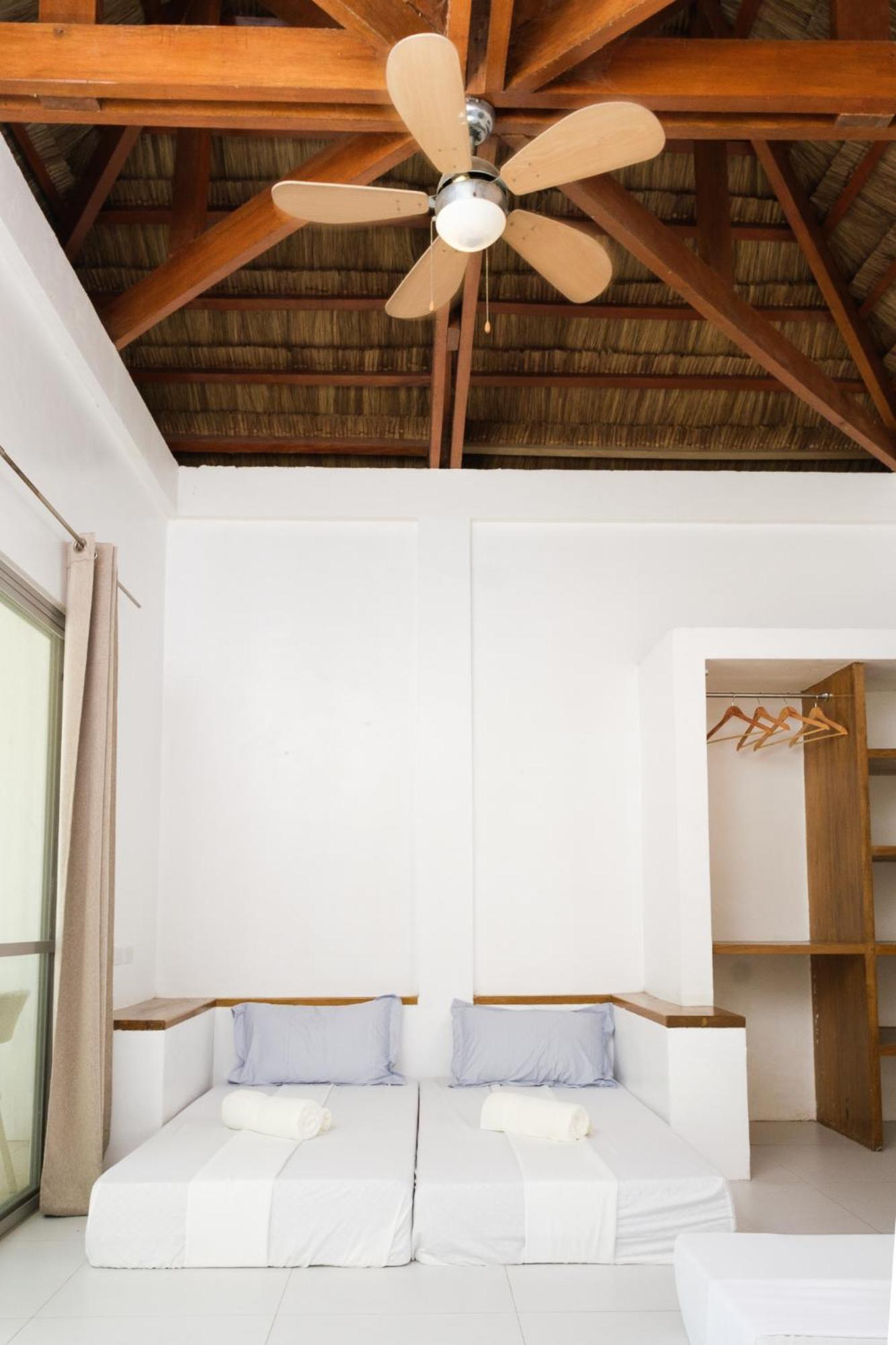 Hotel Seapearl Of Alona Panglao Exterior foto